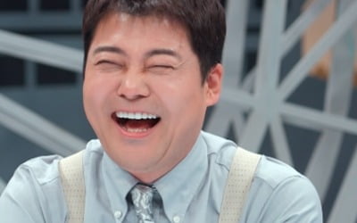 '대상' 전현무, JTBC에서도 축하받네 "5년 전 받은 대상보다 더 좋아" ('톡파원25시')