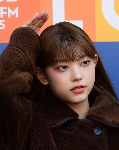 [TEN 포토] 뉴진스 해린 '피부에 조명을 달았나'