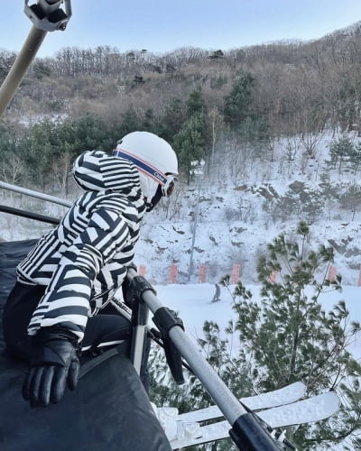 '임성빈♥' 신다은, 홀리 육아 중 휴가…명품 C사 고글 끼고 즐긴 스키