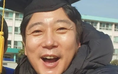 이수근, '신장 투석+이사' ♥박지연 놔두고…둘째 子 졸업식 혼자 참석