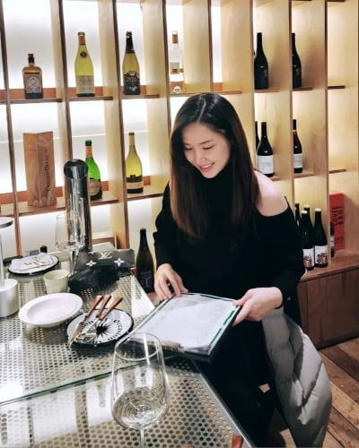 '쌍둥이 임신 중' 공현주, 와인바 음주 걱정 반응에 "당연히 술은 안 마셨다"