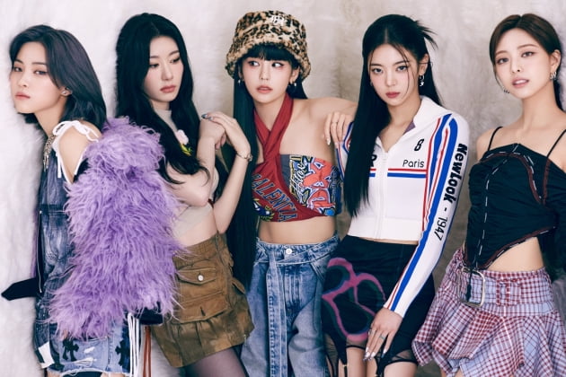 ITZY, 2연속 '밀리언셀러'…'CHESHIRE' 출고량 100만 장 돌파