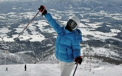 '임성빈♥' 신다은, 子과 잠시 이별…일본 설원 정상서 즐긴 생존 스키