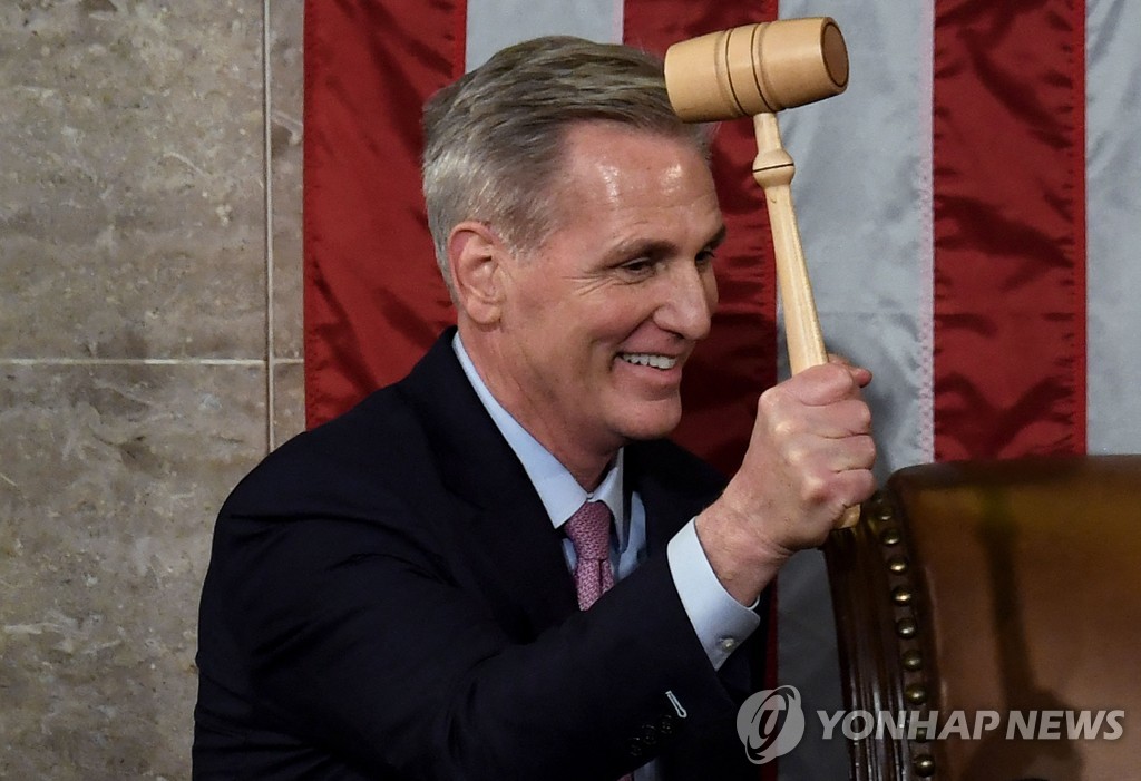 매카시 美하원의장 "중국과 경쟁서 승리"…對中 강경노선 예고