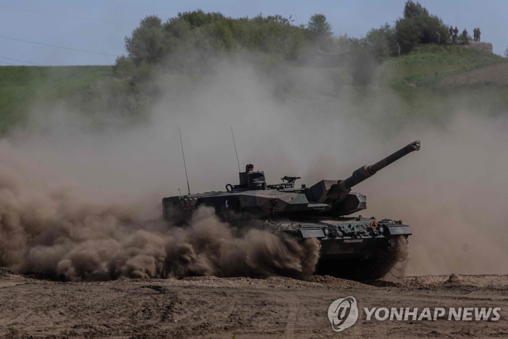 핀란드도 5천400억원 우크라 추가지원 발표…주력전차는 제외(종합)