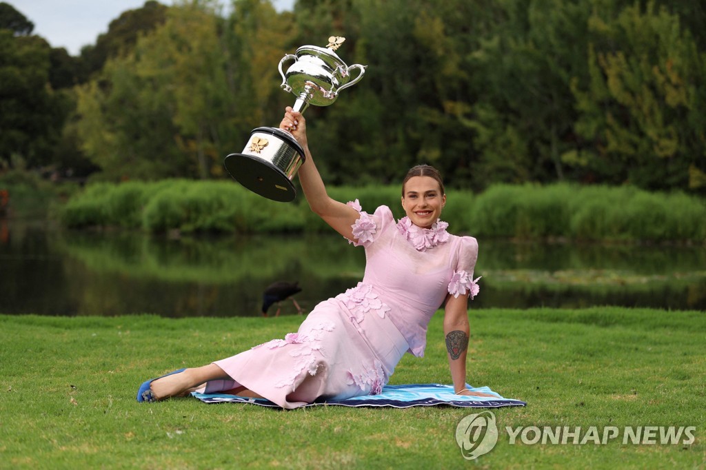 호주오픈 우승 조코비치, 7개월 만에 남자 테니스 세계 1위 복귀