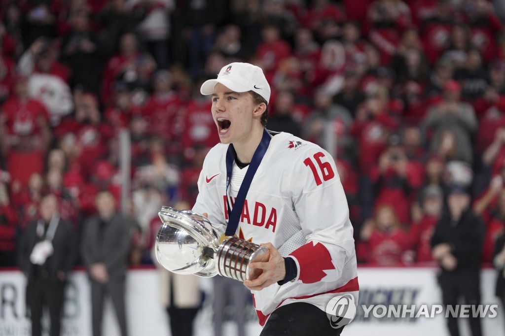 18세 천재 소년 등장에 '꼴찌 경쟁' 벌어진 NHL