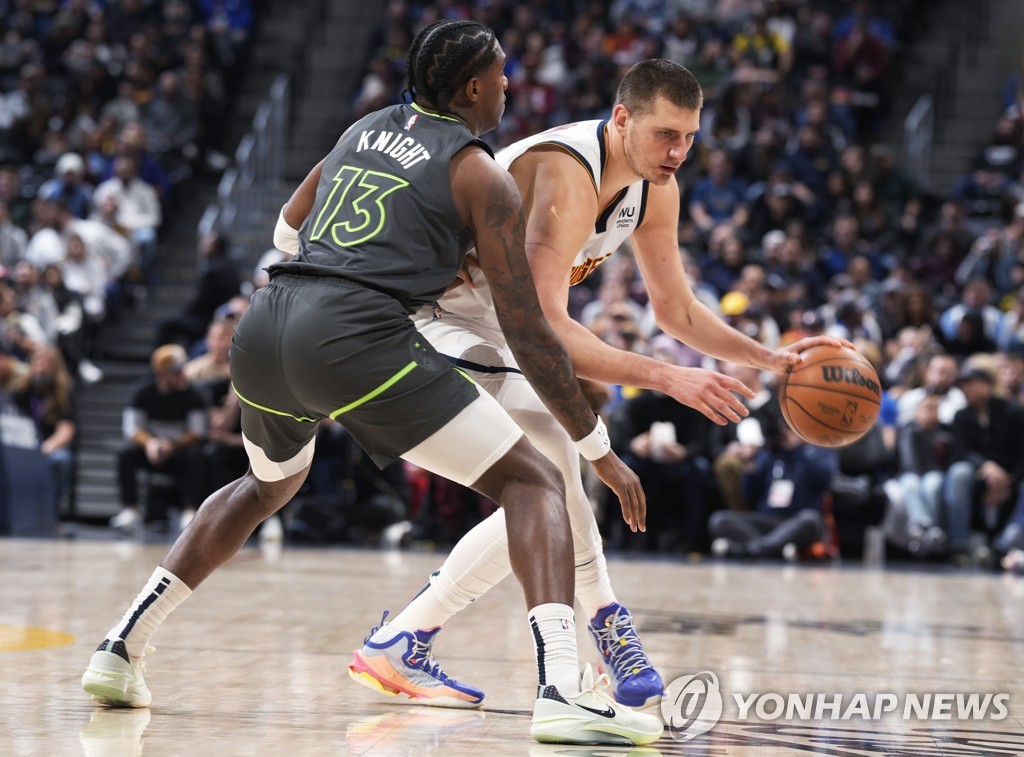 요키치 이틀 연속 트리플더블…NBA 덴버, 서부 1위 수성