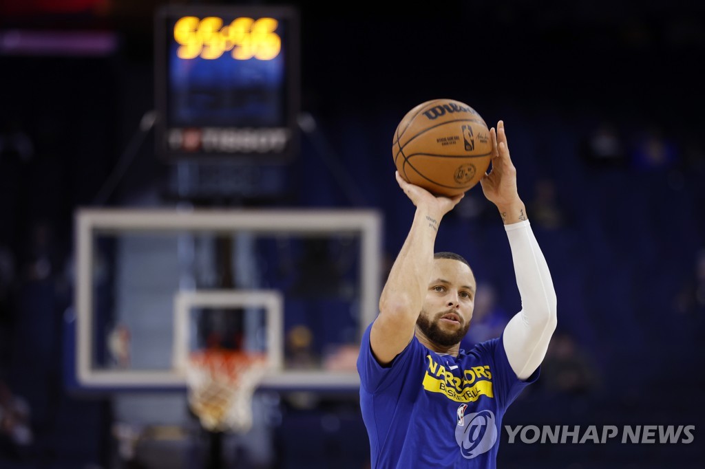 '아데토쿤보 41점' NBA 밀워키, 인디애나 상대 10연승