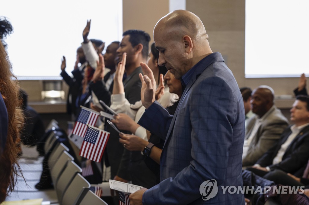 [특파원시선] 이민자 덕분에 발전했지만 감정은 복잡한 미국