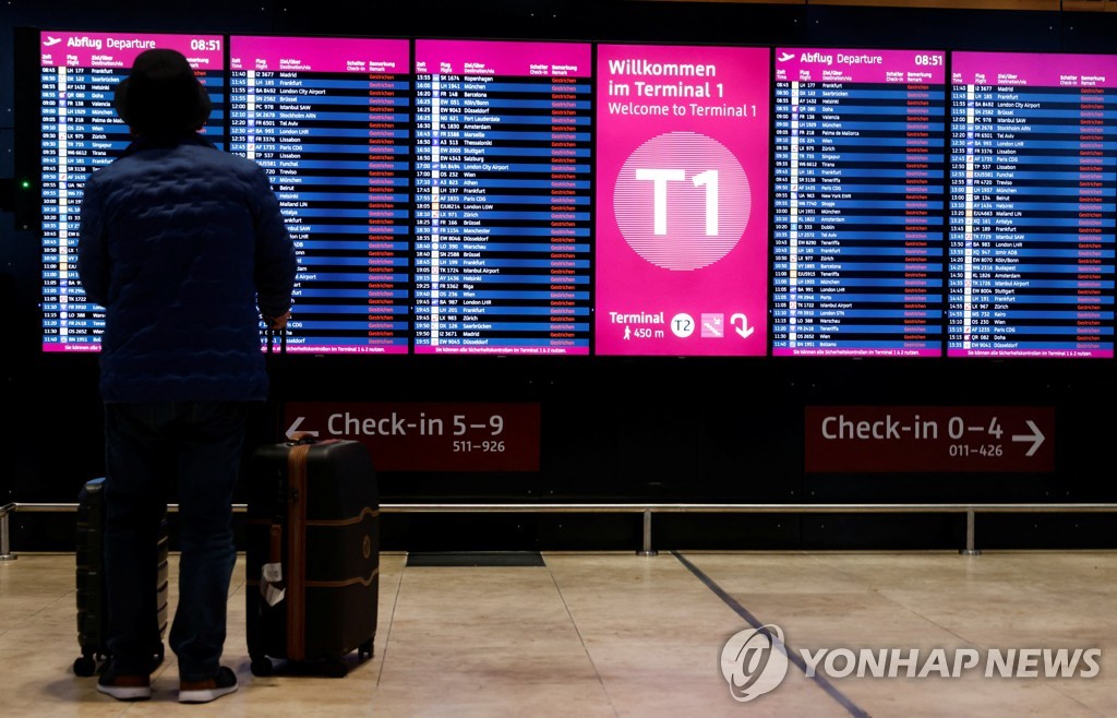 베를린공항 경고파업으로 마비…전비행편 취소·3만5천명 불편