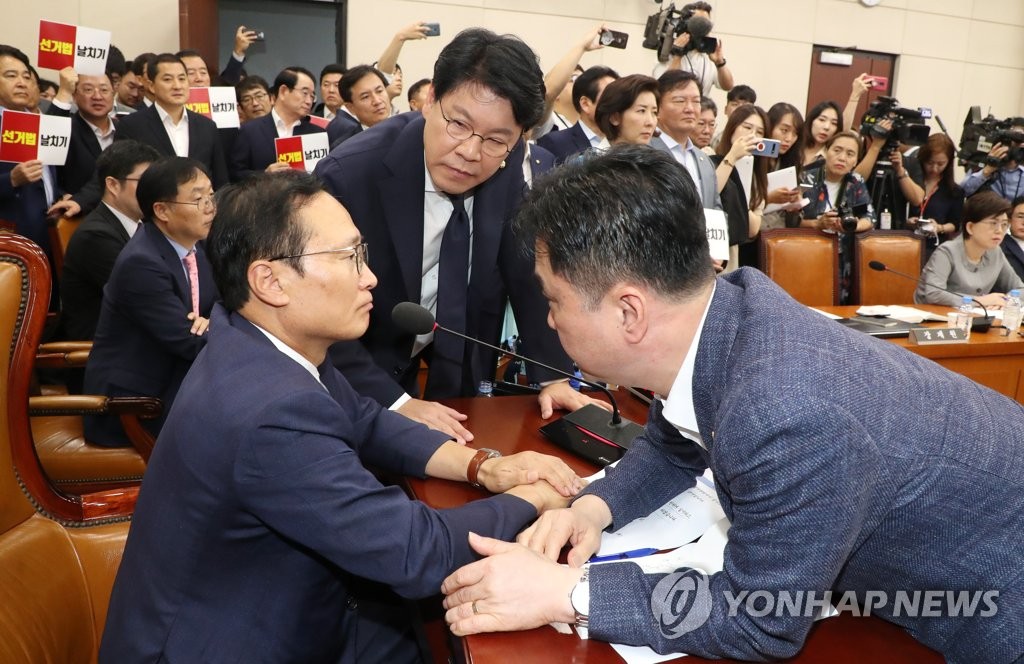 정개특위, 내주 본격 가동…여야 '연동형 비례제' 손질 공감대