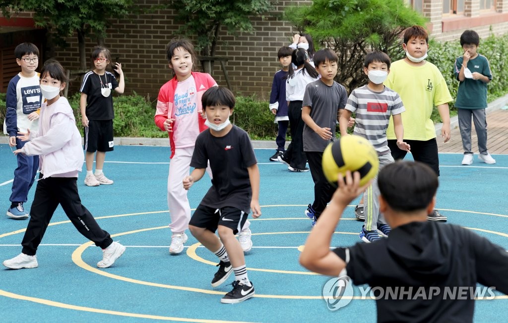 [코로나3년] 약자에게 더 가혹했다…우울감·단절 회복 '과제'