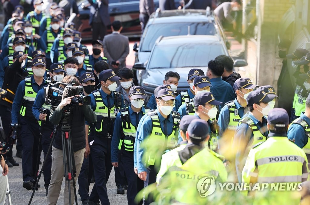 성폭행범 박병화 자택서 극단선택 시도…"생명 지장 없어"