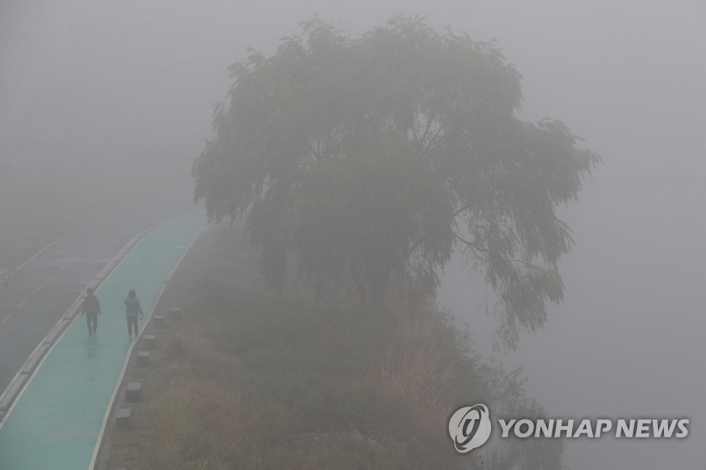 전북 오전까지 짙은 안개 주의…낮 기온 7∼10도