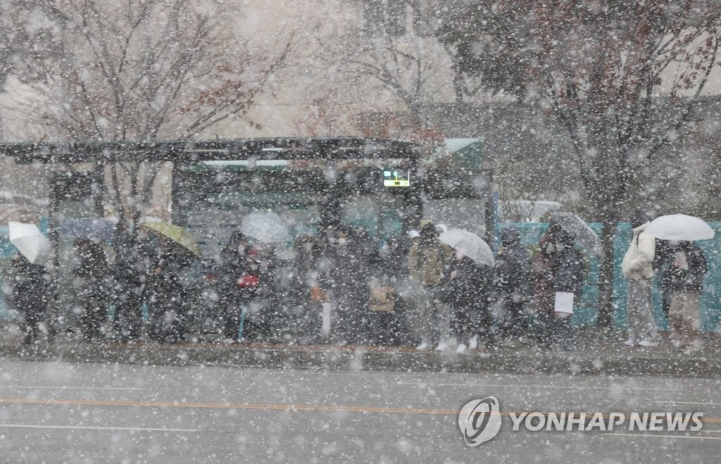 내일 퇴근길 서울 1∼5㎝ 눈 예보…서울시, 비상근무