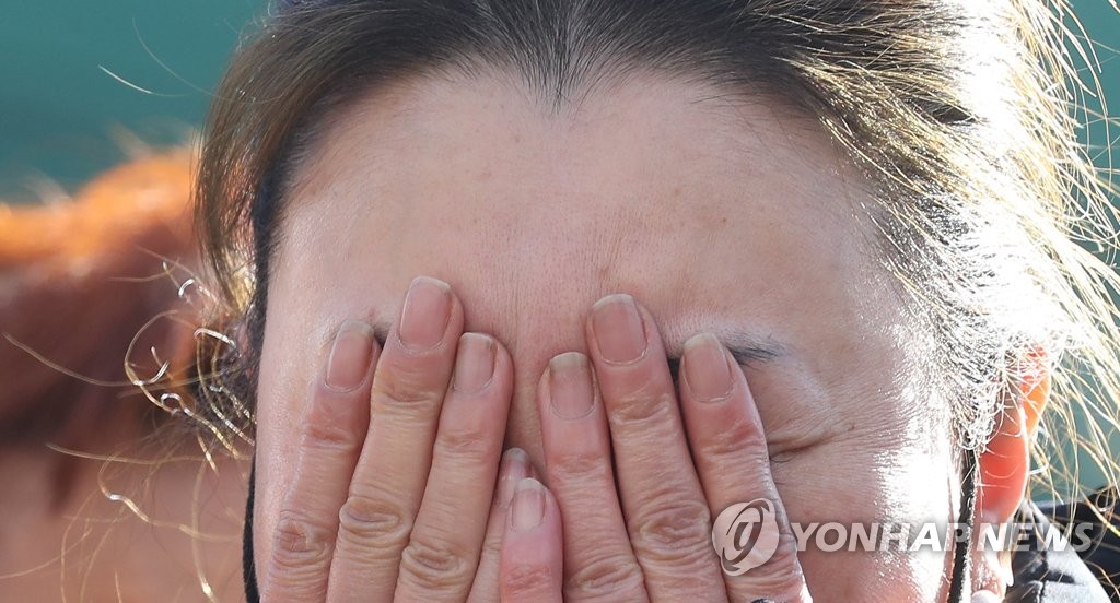이태원참사 막말 김미나 의원에 비례 1번 준 국힘, 징계엔 뒷짐