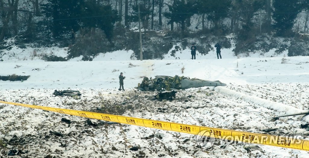 [르포] "곡예비행 굉음·스모크에 전투기 추락…불안해서 못 살아"