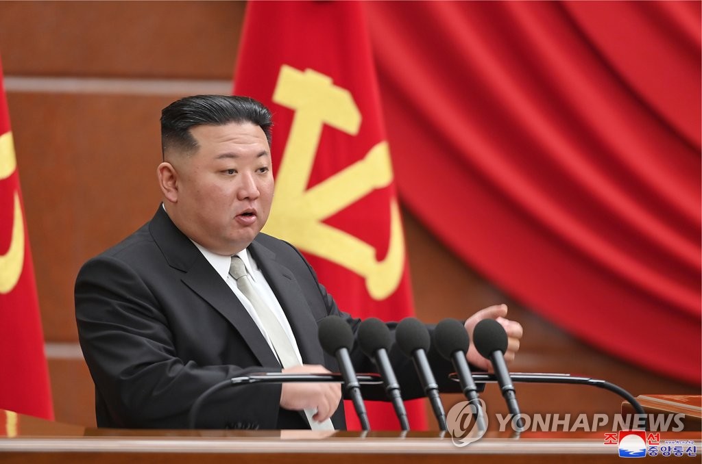 북, 17일 최고인민회의…김정은 참석해 핵무력·대남 발언할까