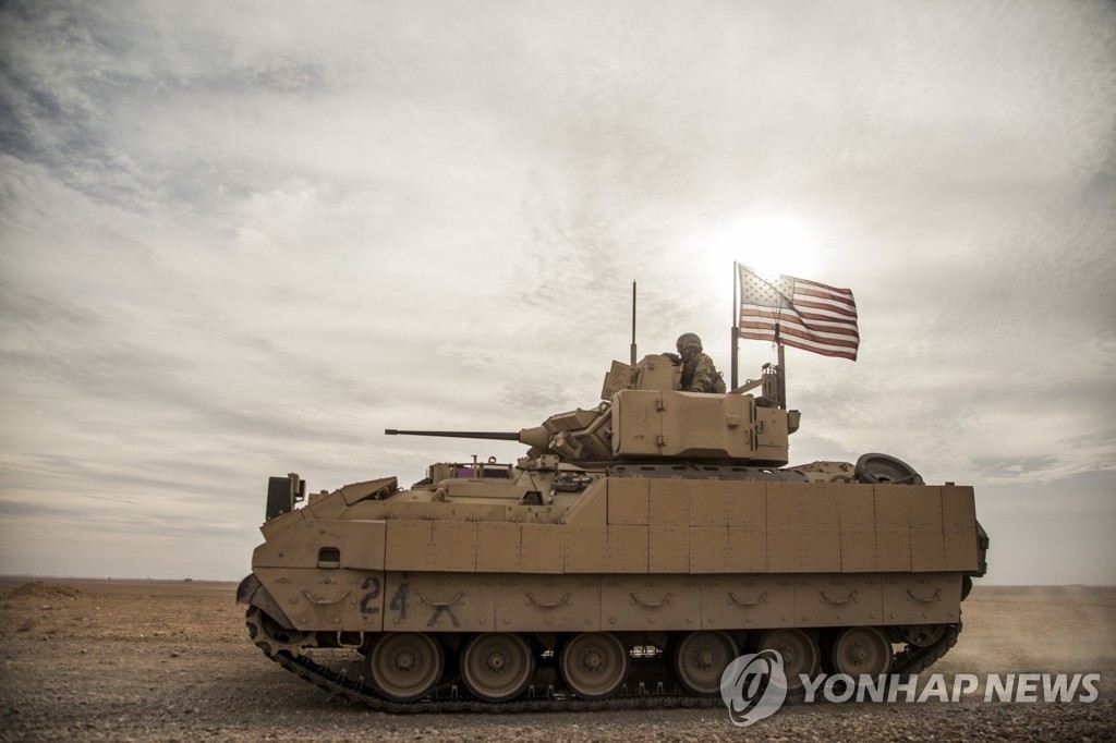 바이든, 우크라전쟁 1年 내달 유럽행 검토…새 군사지원도 논의