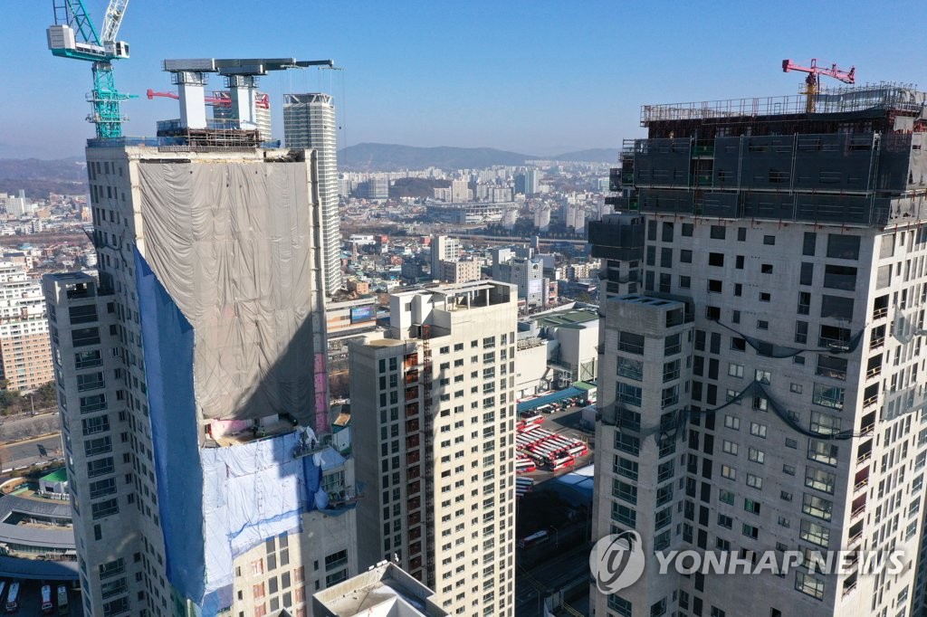 광주 화정아이파크 붕괴사고 1주년 전문가들 "바뀐 게 없다"