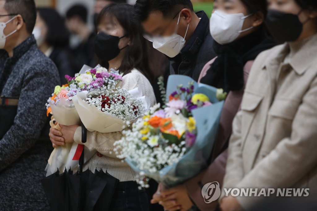 [코로나3년] 약자에게 더 가혹했다…우울감·단절 회복 '과제'