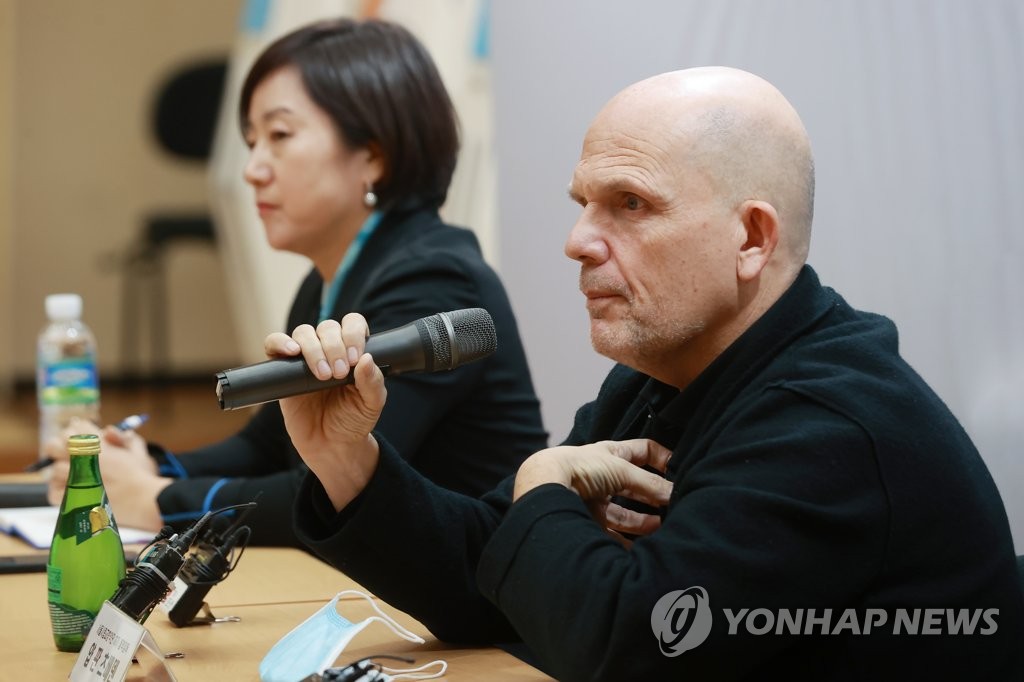 판즈베던 "서울시향, 카멜레온처럼 다양한 색채의 악단 만들 것"