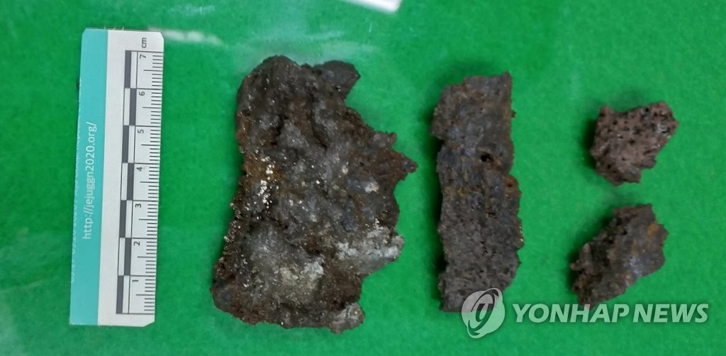 제주 세계자연유산 만장굴, 낙석 4개 떨어져 잠정 폐쇄