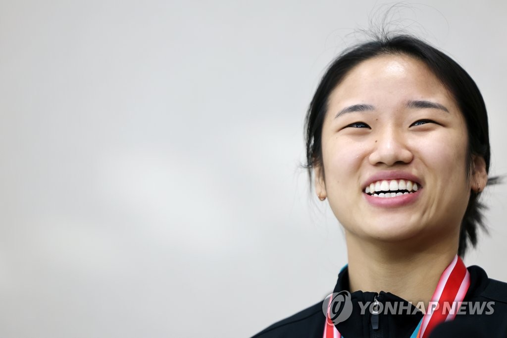 강호들 쓰러트린 안세영 "많이 깨지면서 발전할 수 있었다"