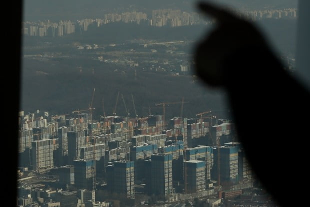 단 1명만 신청한 단지도…지방 청약시장 '박살'