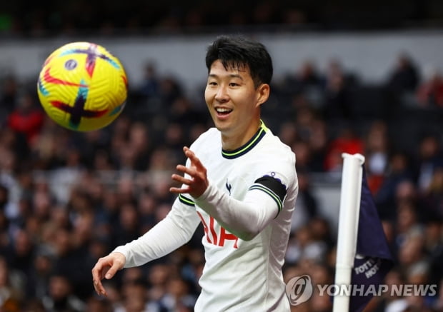 Son Heung-min takes off his mask for the first time and digests the game… Knocked out during the first half