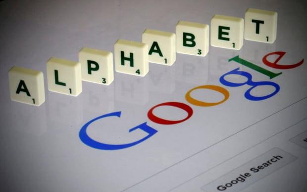 구글과 모회사 알파벳의 로고.     사진=로이터