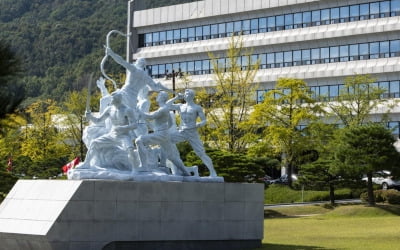 [단독] 육군, 부대 노래방·게임기기 운영중단…민간업체 반발