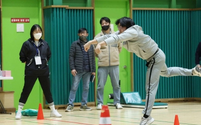 [포토] 환경미화원 체력검정, '젖 먹던 힘까지'