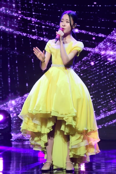 [포토] 김다현, '노란 드레스 입고 화사하게~'
