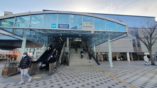 도쿄 메트로 도자이선 "니시카사이 역" / JAPAN NOW