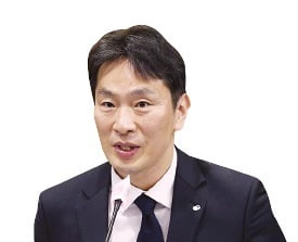 이복현 "운용사, 책임투자 강화해 달라"