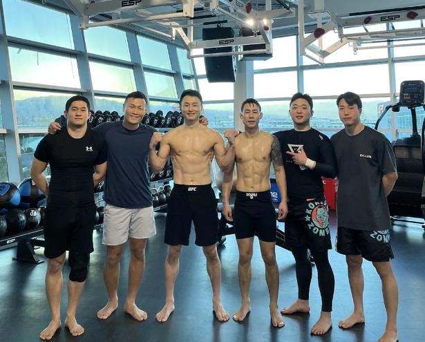 정찬성에게 '좀비 비법' 배운 최두호 "UFC 복귀전 내가 이겨"