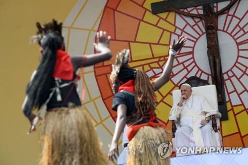 교황, 민주콩고 청년들에 '더 나은 미래 만들라' 촉구(종합)