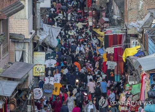 네팔 경제, '코로나 직격탄' 딛고 회복세…"외환보유고 늘어"