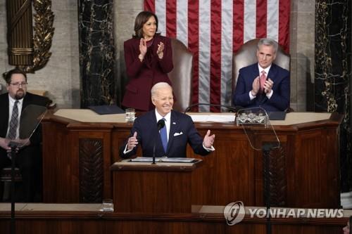 재선도전 앞둔 바이든, 경제성과 집중하며 中에 강력 경고장