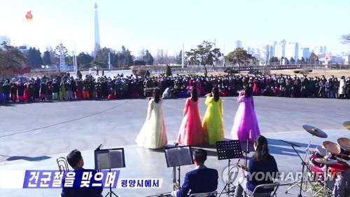 북한, 각지서 건군절 경축행사…열병식 보도는 아직