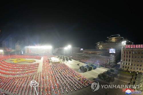 북한, 각지서 건군절 경축행사…열병식 보도는 아직