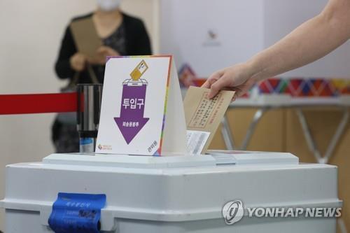 민주당 창녕군수 보궐선거에 후보 낸다…성기욱 씨 출마