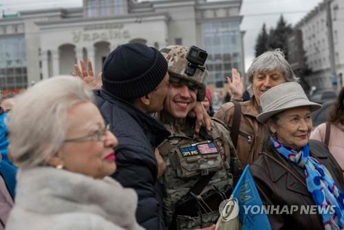 '전쟁 승리 확신' 우크라 국민, 1년새 56%→95% '껑충'