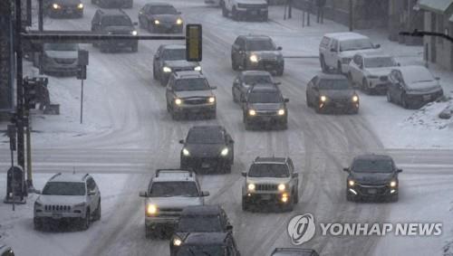 美 북·서부 29개 주에 '겨울 폭풍' 경보…항공기 1천300편 취소