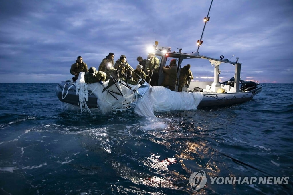 중국 "美 풍선, 작년 이후 10여차례 침입" 주장에 美 "사실 무근"