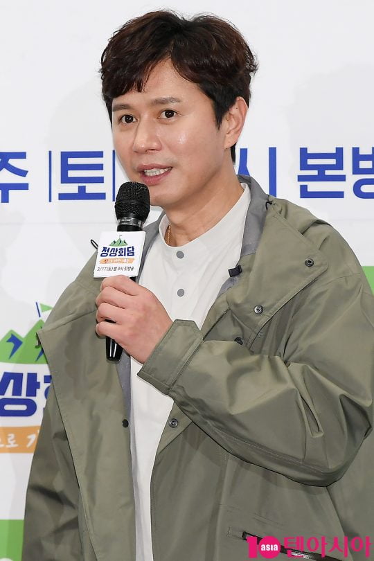 'SM 이사' 김민종, 이수만 퇴진에 이메일로 맹비난…SM 직원 김민종 의견에 반발