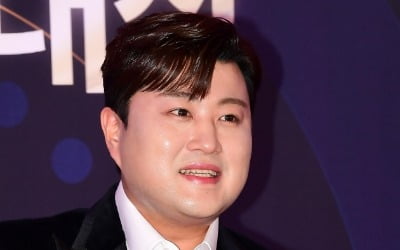 [전문] '한터 2관왕' 김호중 "아리스가 있어 너무 좋아, 오늘 선물해 주셔서 감사"