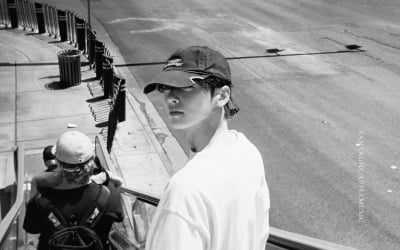 차은우, 사진전 도슨트 맡는다…얼굴 아닌 재능 천재였네